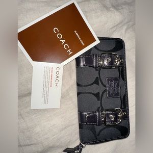 Coach wallet